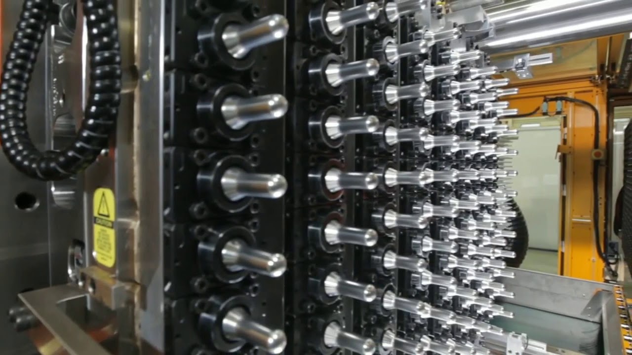 pet injection molding process