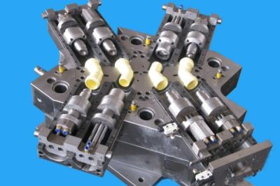 Immagine dello stampaggio a iniezione del pvc Stampaggio a iniezione del PVC